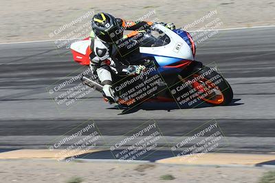 media/Oct-30-2025-Racers Edge (Thu) [[dabbdaf680]]/3-B Group/Session 3 (Turn 15 Inside)/